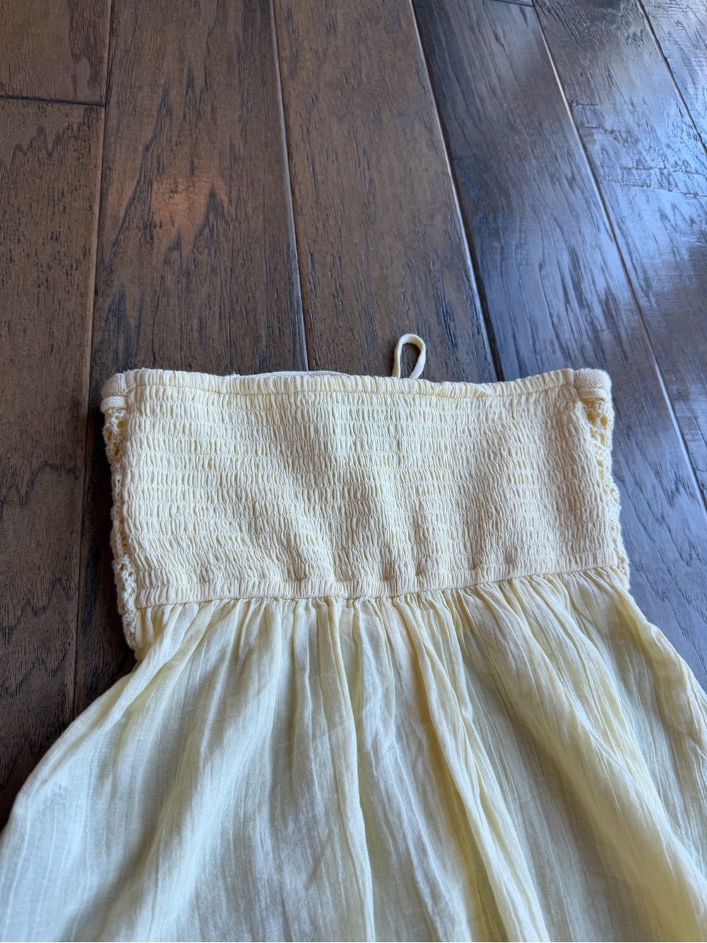 Hollister Pale Yellow Crochet Strapless Tube Top - Picture 4 of 5